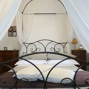 https://ca-di-ro.hotelitalianriviera.com